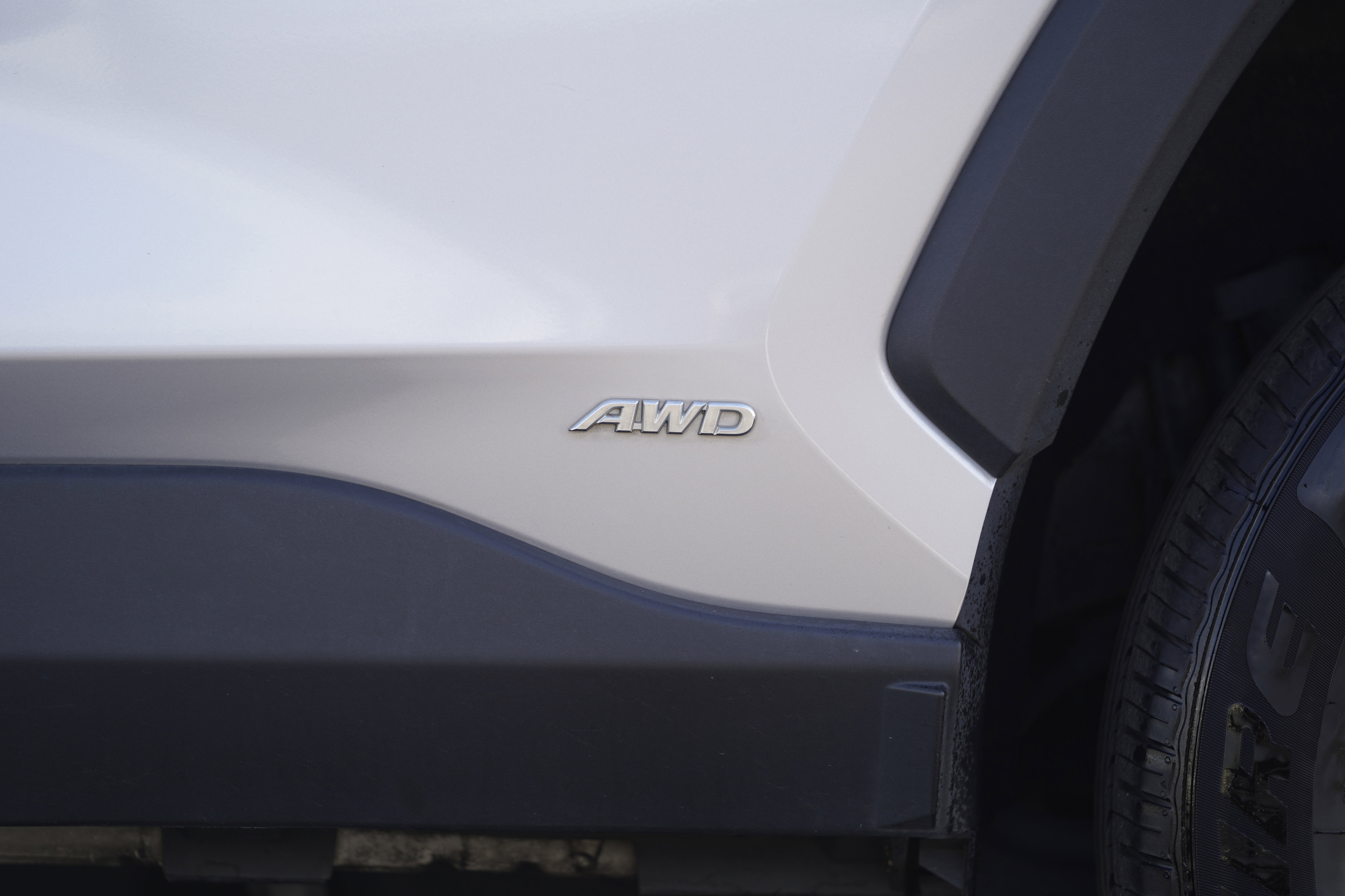 Used 2021 Toyota RAV4 Limited AWD/4WD image 41