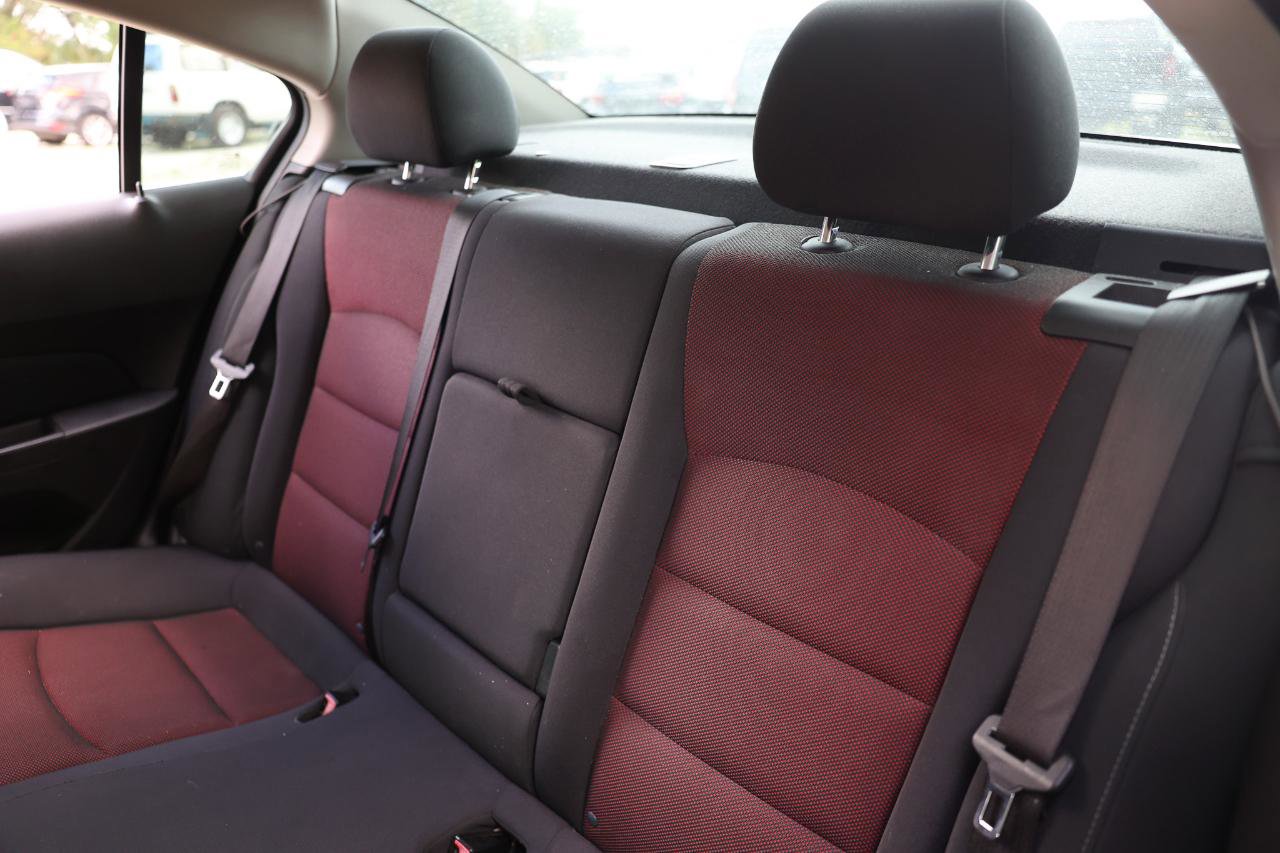 Used 2011 Chevrolet Cruze LT FWD image 8