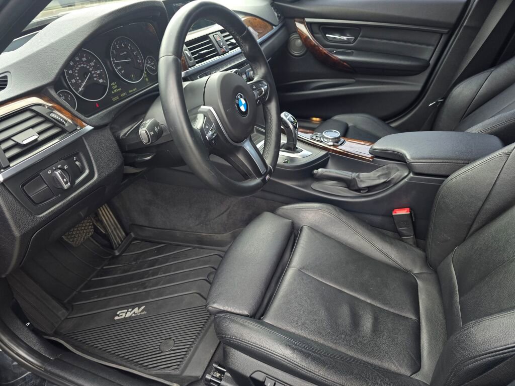 Used 2014 BMW ActiveHybrid 3 RWD image 22