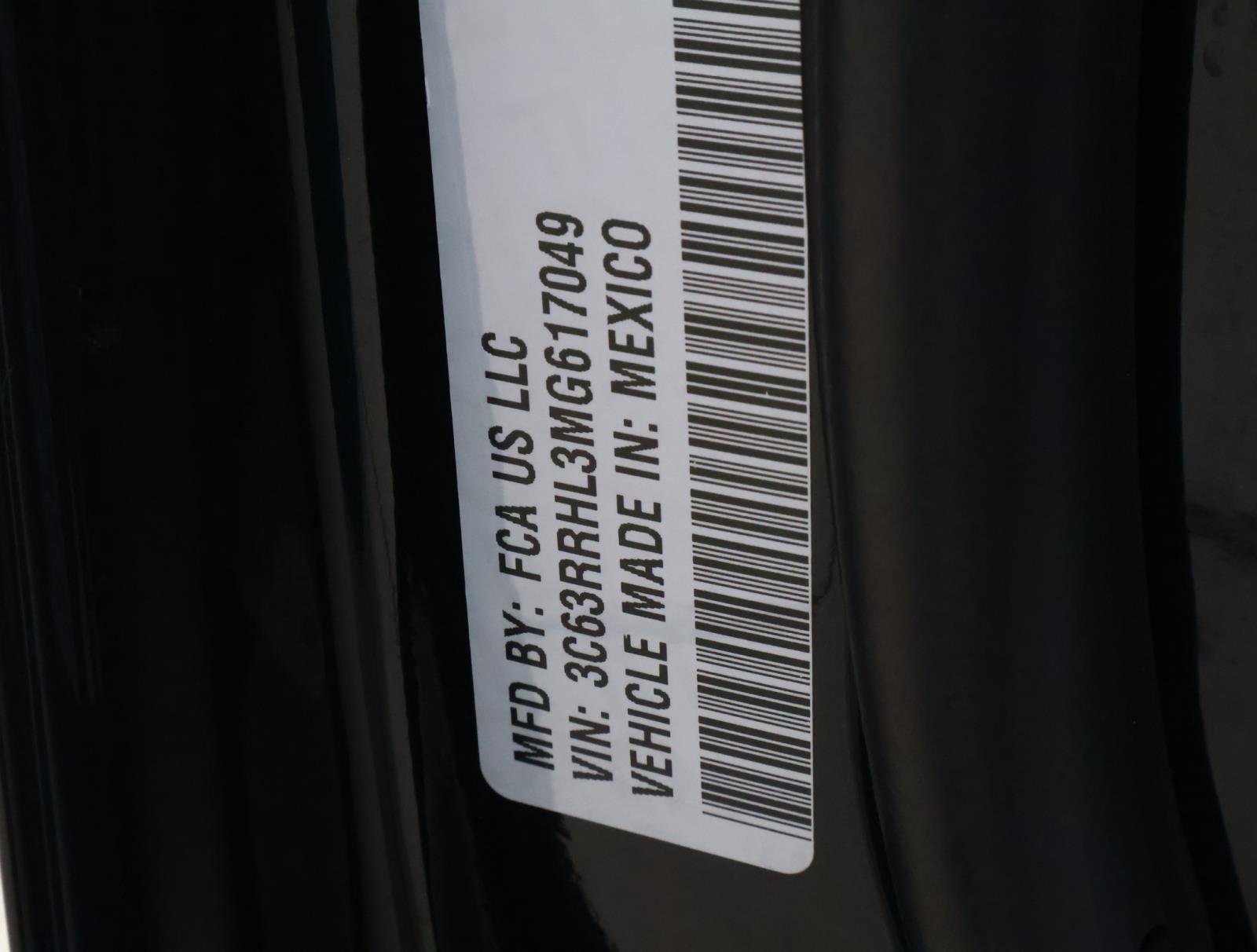 Used 2021 RAM 3500 Big Horn w/ Night Edition AWD/4WD image 22