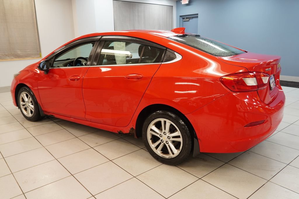 Used 2016 Chevrolet Cruze LT FWD image 7
