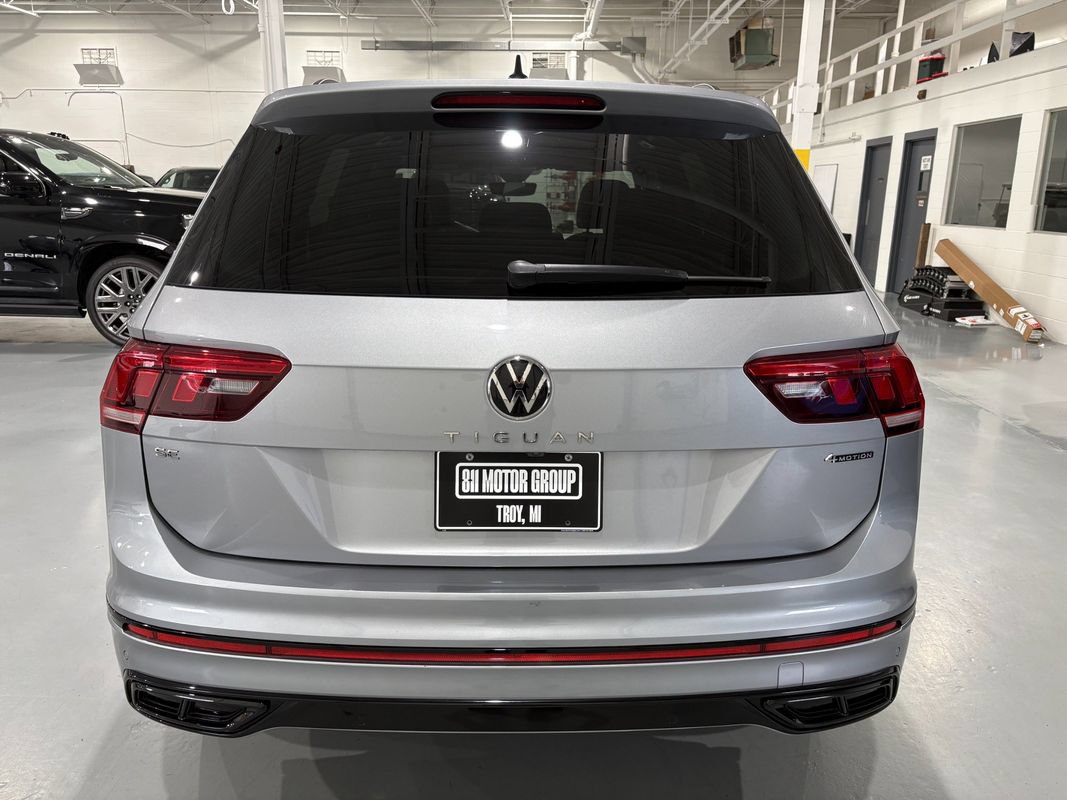 Used 2022 Volkswagen Tiguan SE R-Line AWD/4WD image 6