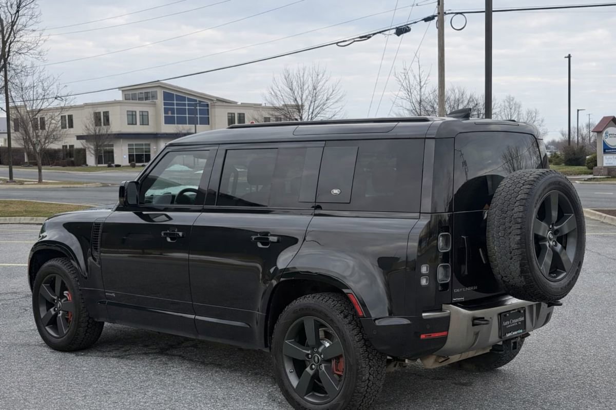 Used 2020 Land Rover Defender 110 X image 6