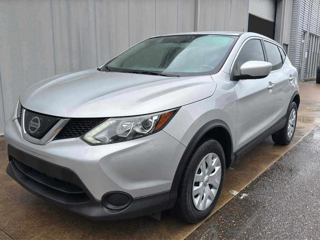 Used 2019 Nissan Rogue Sport S FWD image 7