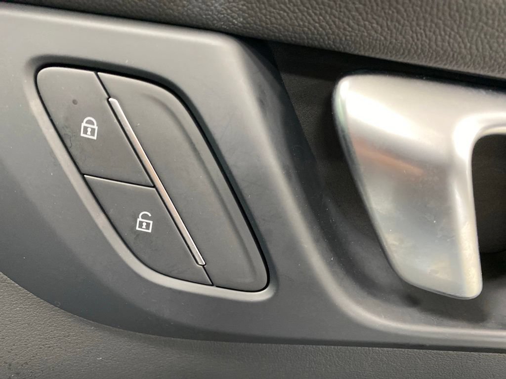 Certified 2026 Buick Enclave Sport Touring AWD/4WD image 21