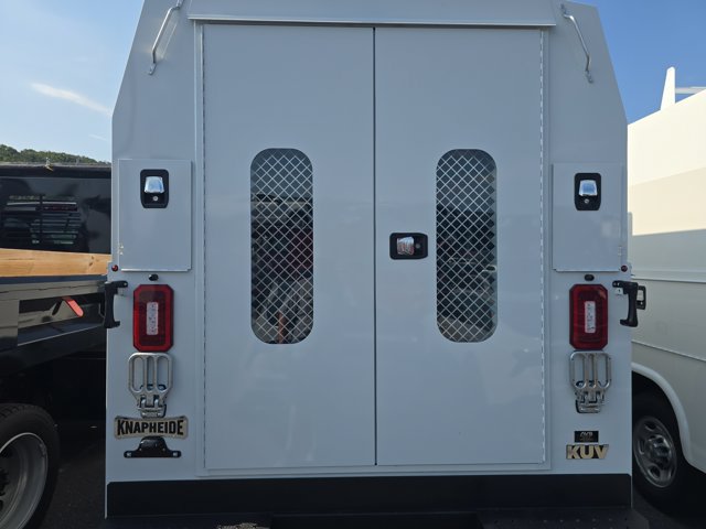 New 2026 Chevrolet Express 3500 w/ Power Convenience Package RWD image 4