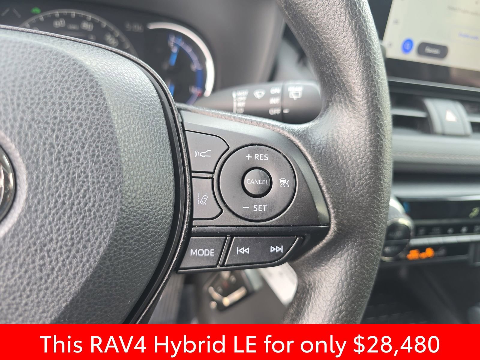 Used 2023 Toyota RAV4 LE image 23