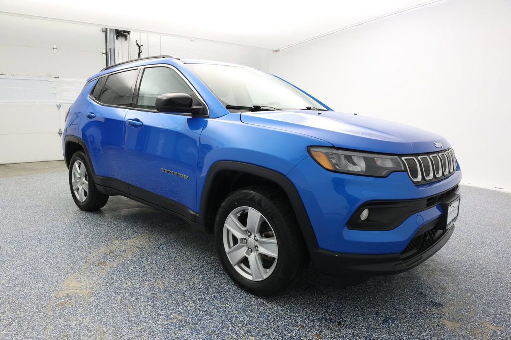 Used 2022 Jeep Compass Latitude w/ Convenience Group image 2