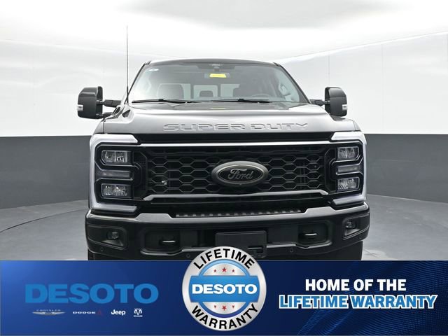 New 2026 Ford F250 Lariat w/ Black Appearance Package image 3