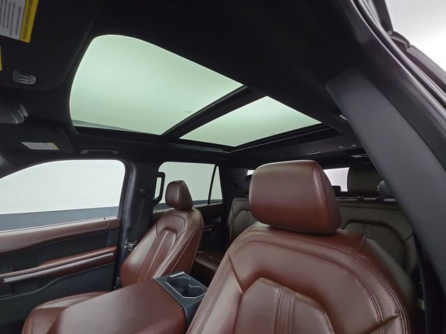 Used 2022 Ford Expedition Max Limited image 47