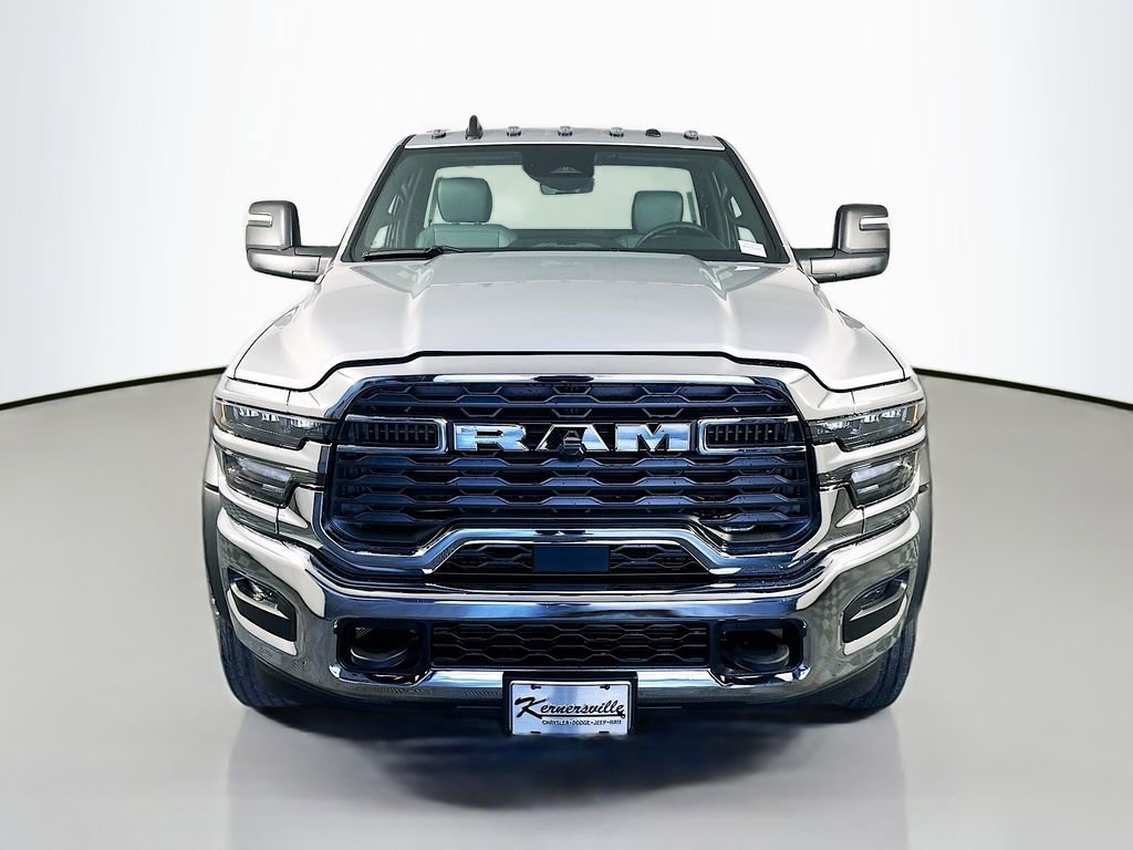 New 2026 RAM 5500 Tradesman w/ Chrome Appearance Group image 2