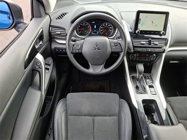 Used 2023 Mitsubishi Eclipse Cross SE video 2