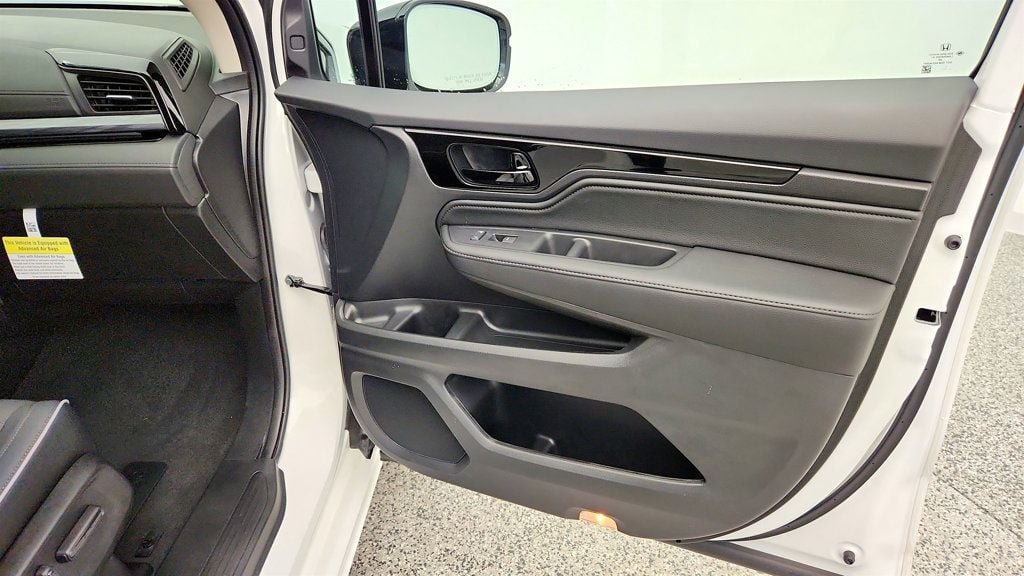 Used 2026 Honda Odyssey Elite image 29