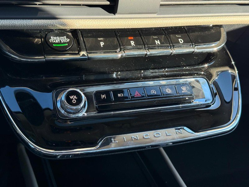 New 2026 Lincoln Corsair Premiere image 13