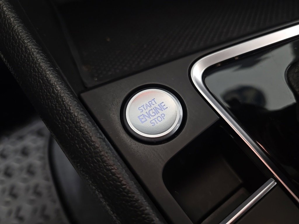 Used 2020 Volkswagen Jetta R-Line image 26