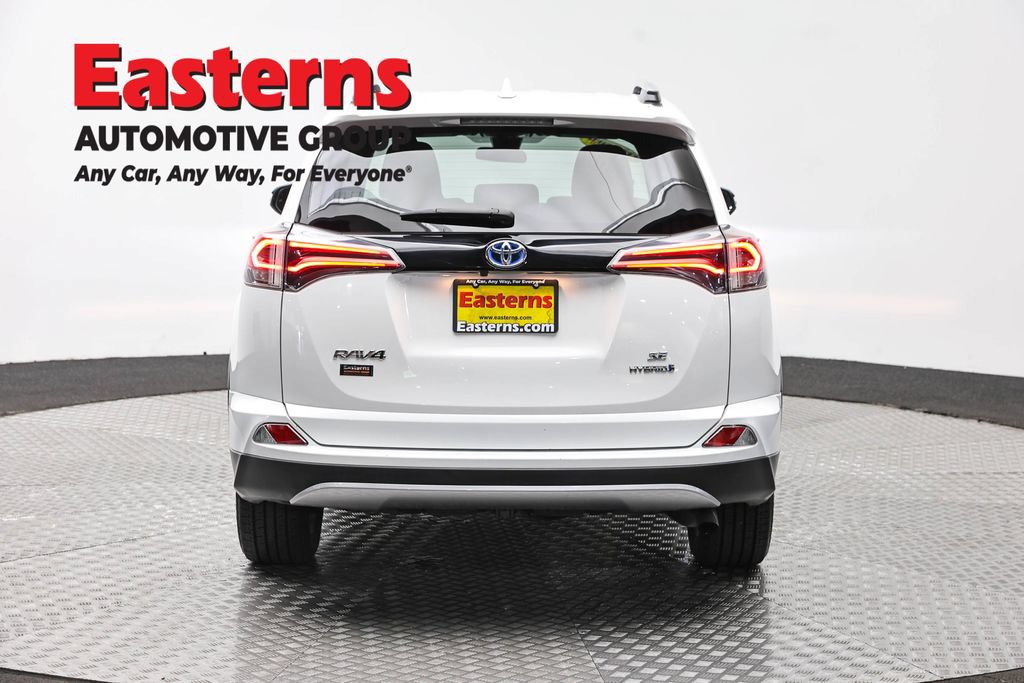 Used 2018 Toyota RAV4 SE AWD/4WD image 6