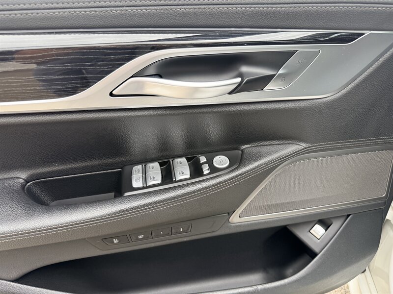 Used 2019 BMW 740i w/ M Sport Package RWD image 22