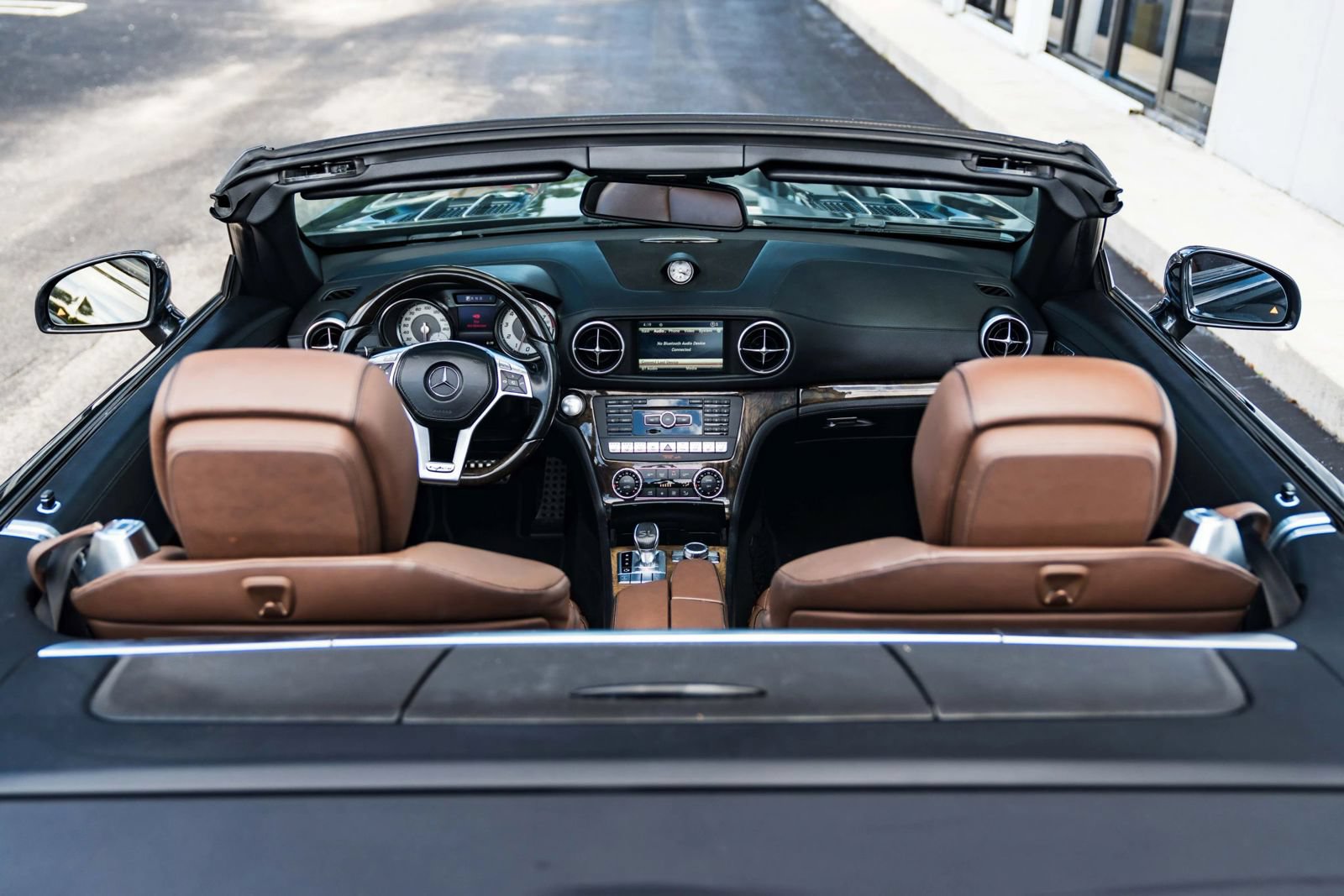 Used 2015 Mercedes-Benz SL 550 image 31
