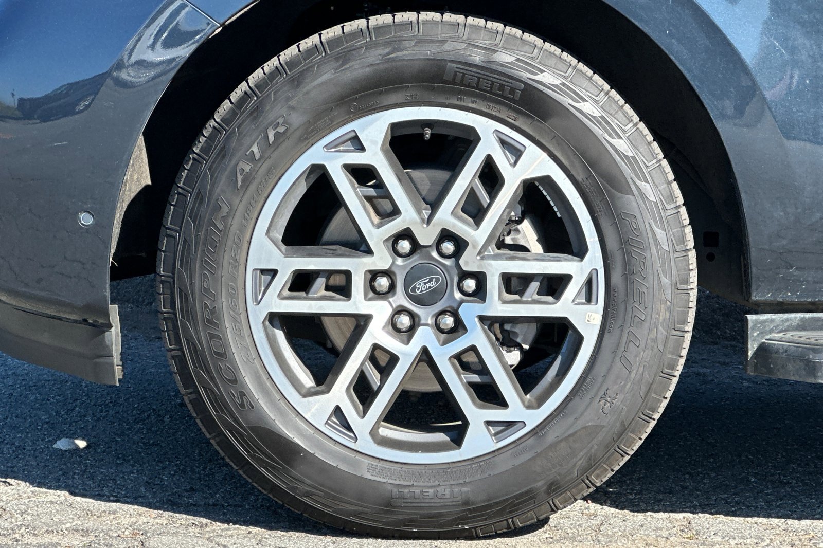 Used 2025 Ford Expedition Active image 25