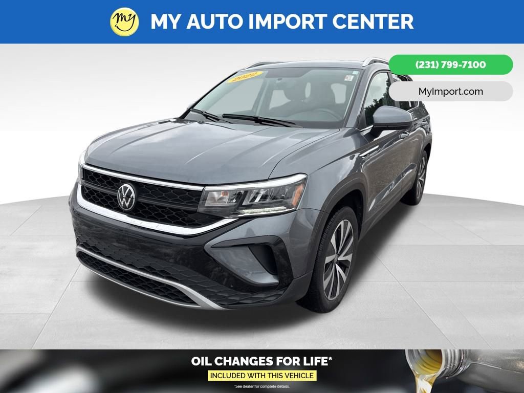 Used 2022 Volkswagen Taos SE image 3