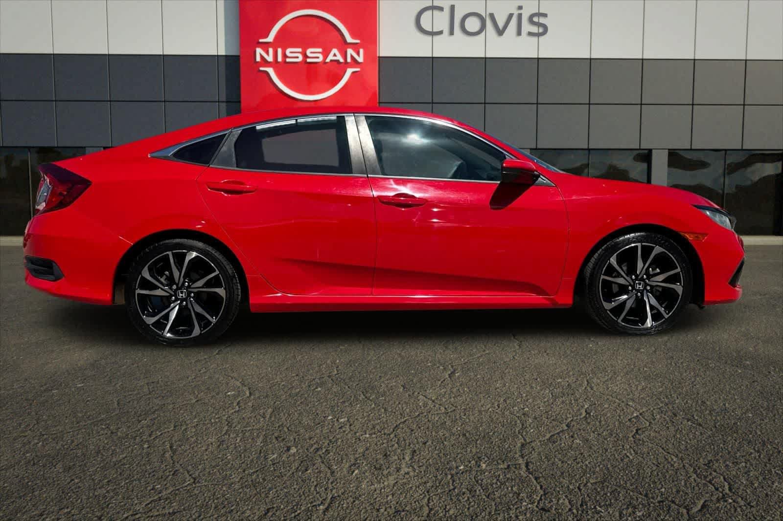 Used 2019 Honda Civic Sport image 9
