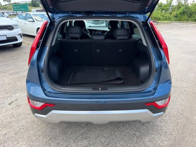 Certified 2024 Kia Niro EX FWD image 5