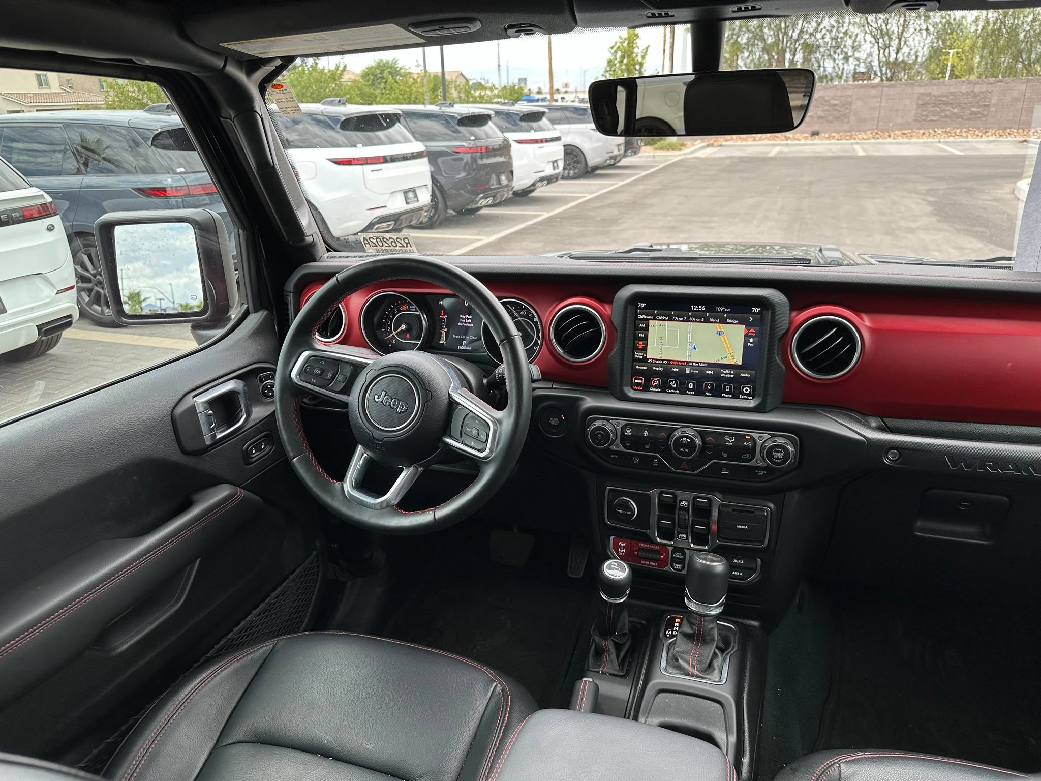 Used 2023 Jeep Wrangler Unlimited Rubicon w/ Cold Weather Group AWD/4WD image 5