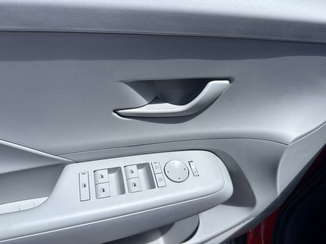 Used 2026 Hyundai Kona SEL Sport FWD image 12