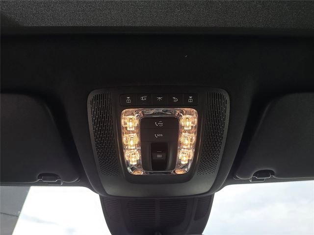 Used 2025 Mercedes-Benz GLE 350 4MATIC image 28