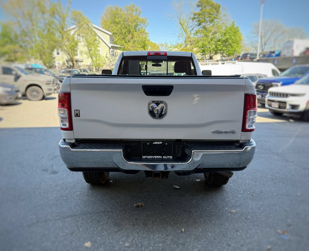 Used 2024 RAM 2500 Tradesman w/ Chrome Appearance Group AWD/4WD image 8