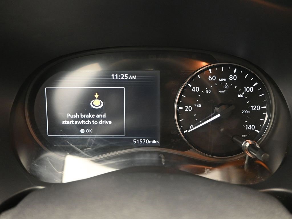 Used 2024 Nissan Kicks SR w/ SR Premium Package image 9