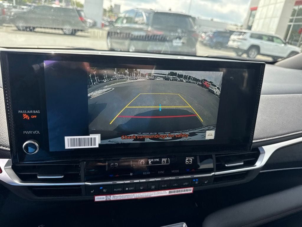 New 2026 Toyota Sienna Limited AWD/4WD image 14