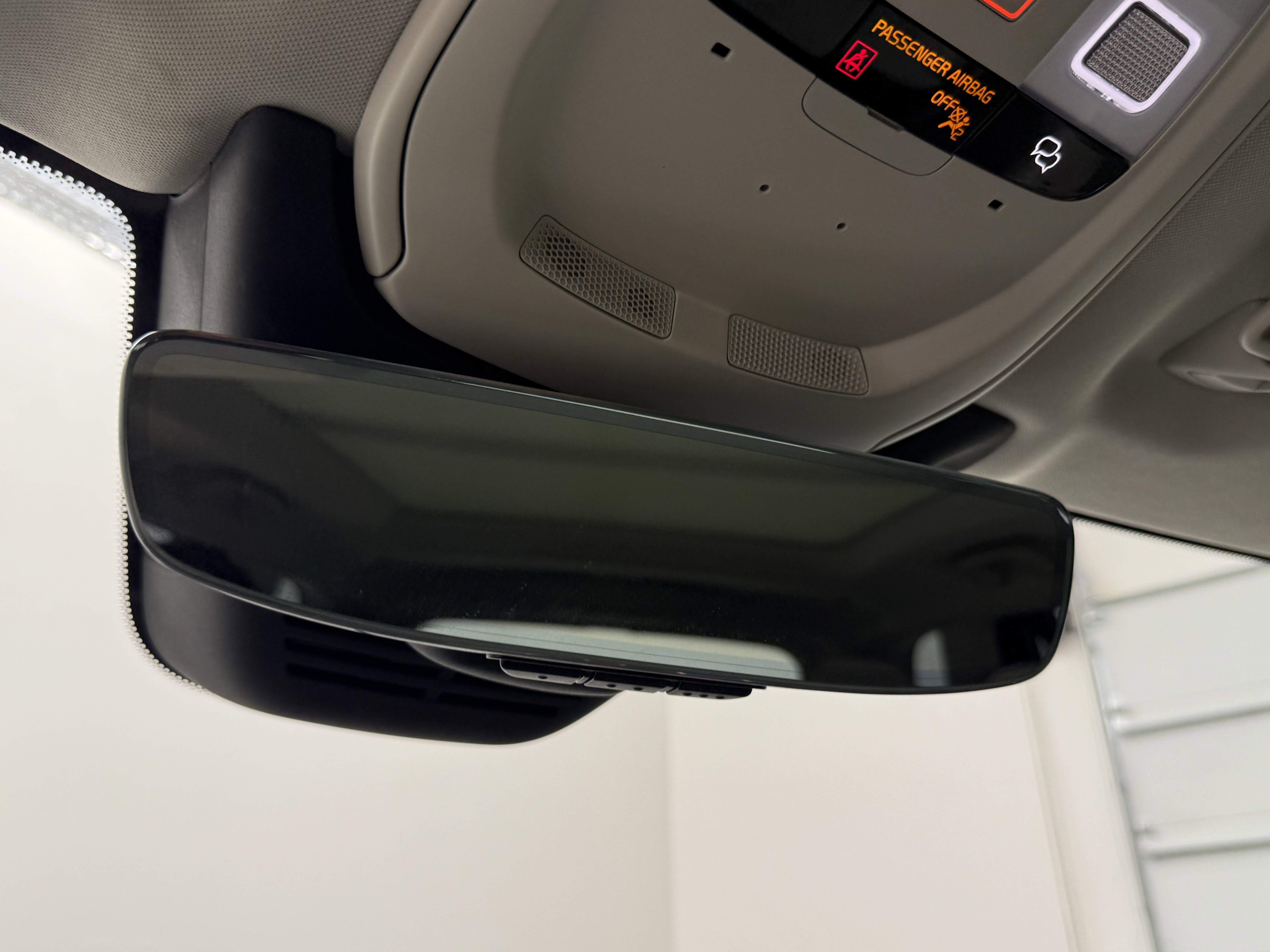 Used 2026 Volvo XC90 B6 Ultra w/ Protection Package image 23