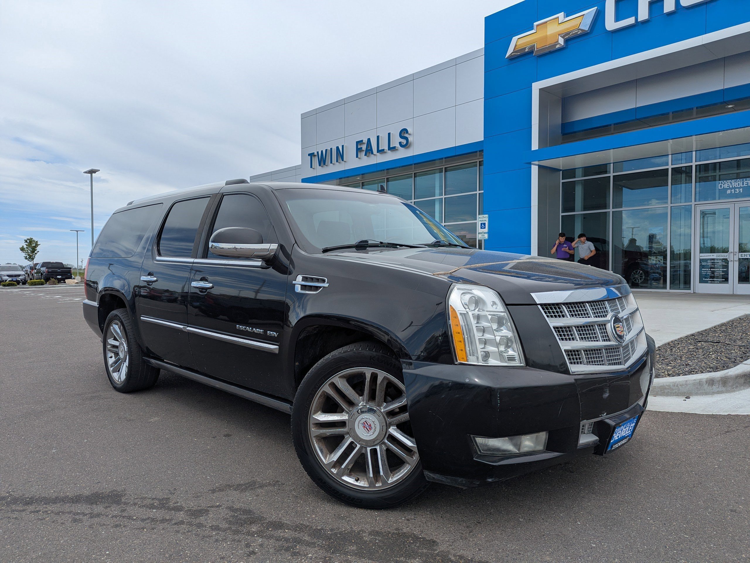 Used 2011 Cadillac Escalade ESV Platinum