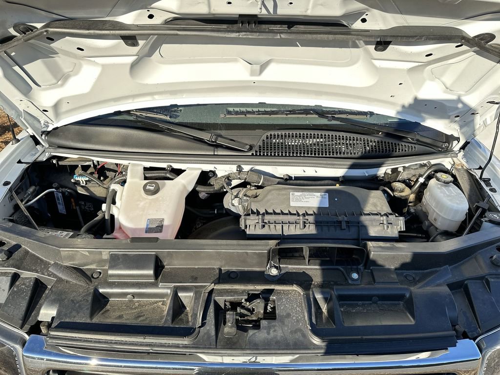 Used 2024 GMC Savana 2500 w/ Driver Convenience Package image 16