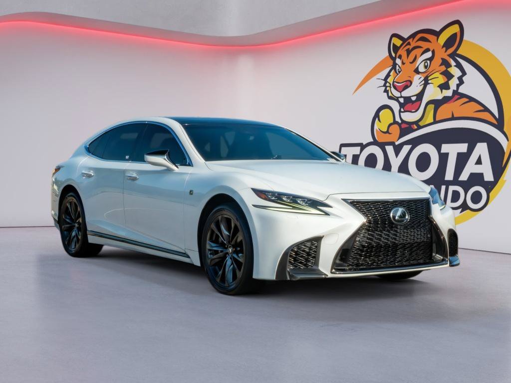 Used 2019 Lexus LS 500 F Sport w/ Accessory Package (Z1) AWD/4WD image 3