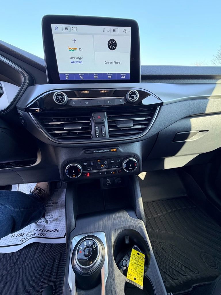 Used 2024 Ford Escape Active w/ Cold Weather Package image 18