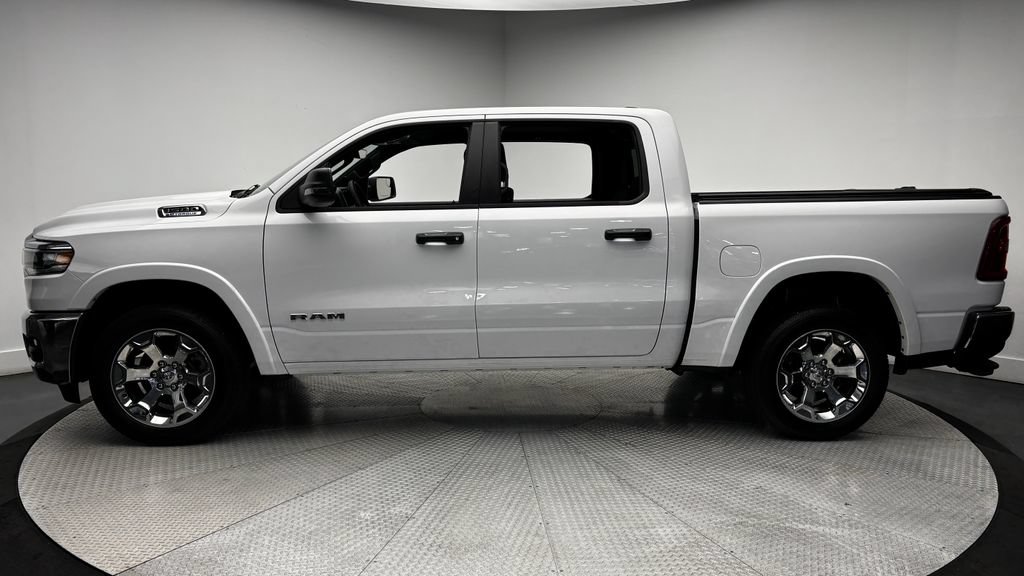 Used 2025 RAM 1500 Big Horn AWD/4WD image 6