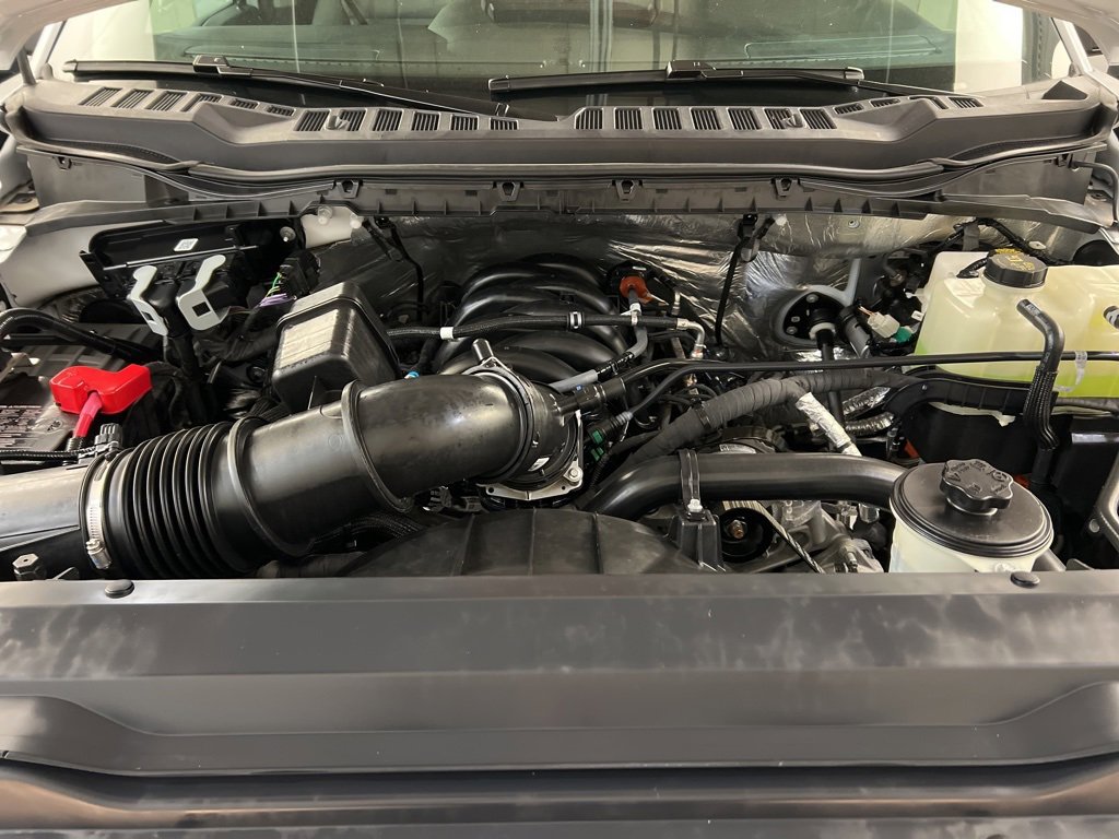 New 2025 Ford F550 4x4 Regular Cab Super Duty image 27