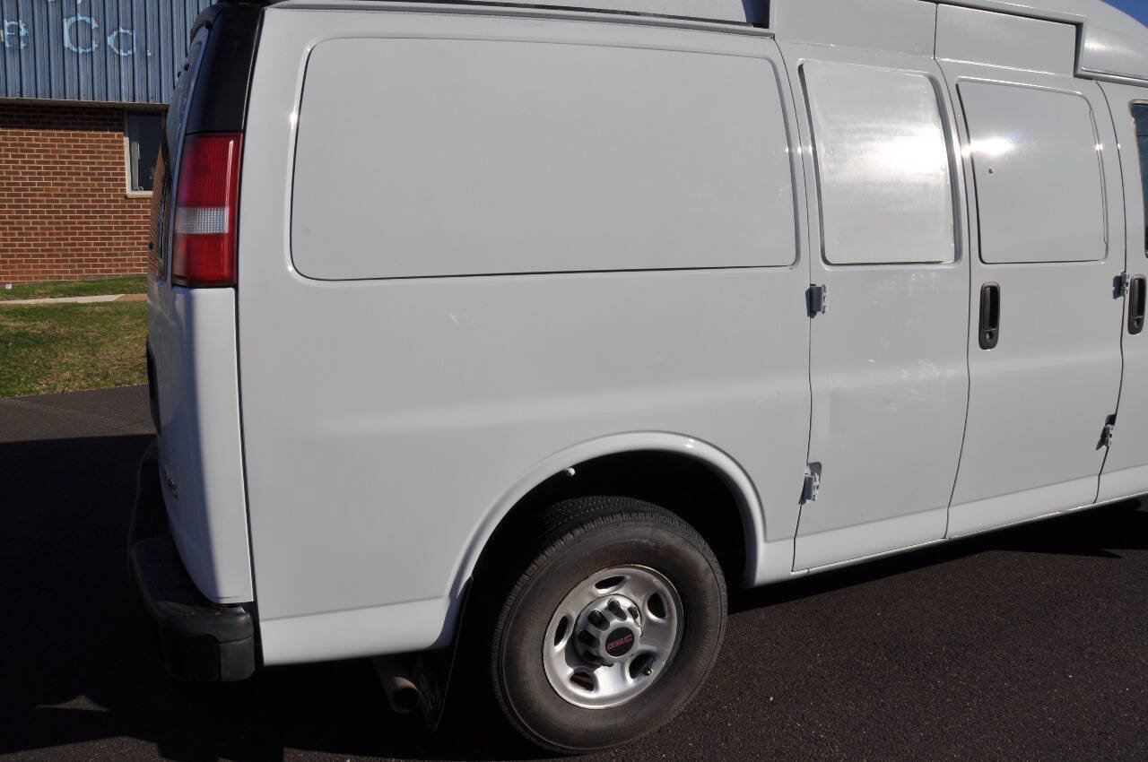 Used 2015 GMC Savana 2500 LS w/ Cold Climate Package RWD image 10