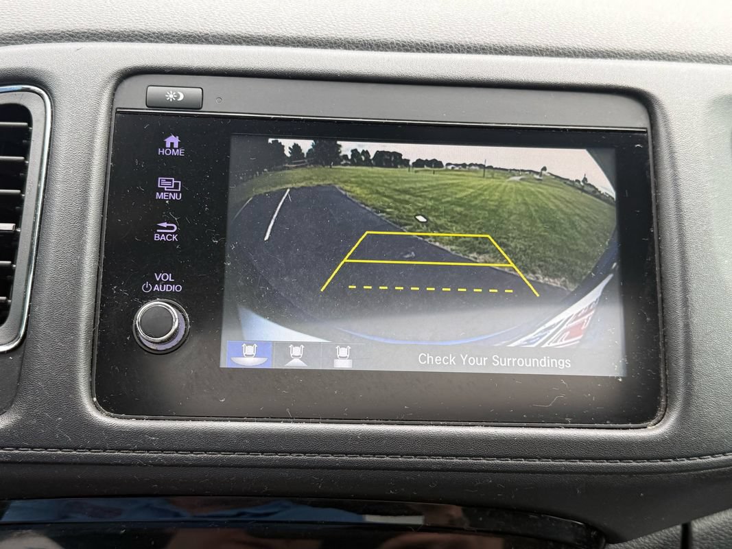 Used 2019 Honda HR-V Touring image 14
