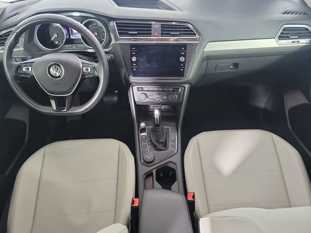 Used 2020 Volkswagen Tiguan SEL AWD/4WD image 14