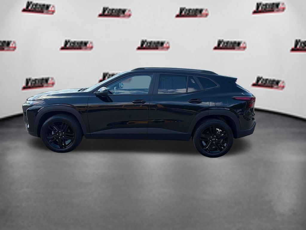 Used 2025 Chevrolet Trax ACTIV w/ Driver Confidence Package FWD image 9
