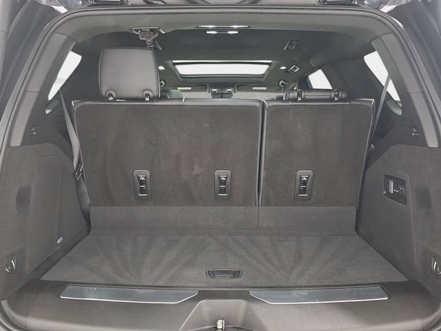 Certified 2022 Cadillac Escalade Premium Luxury AWD/4WD image 34