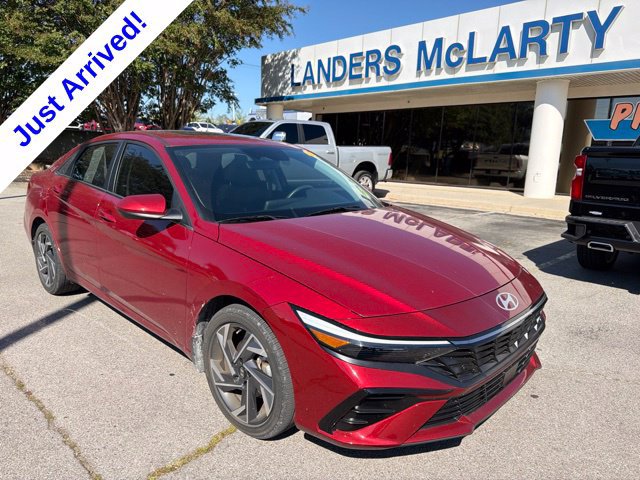 Used 2025 Hyundai Elantra SEL