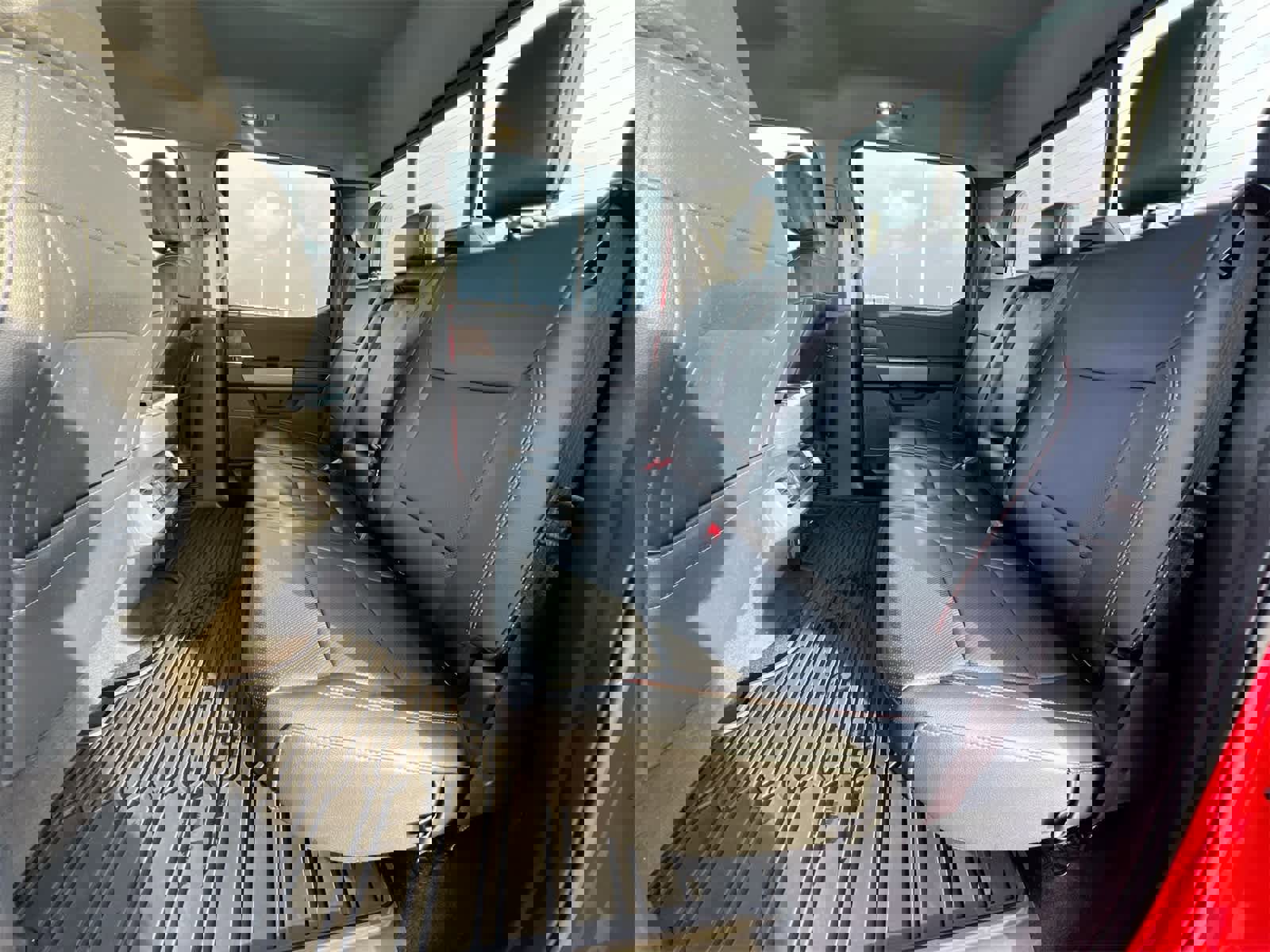 Used 2021 Ford F150 Lariat w/ Trailer Tow Package image 19