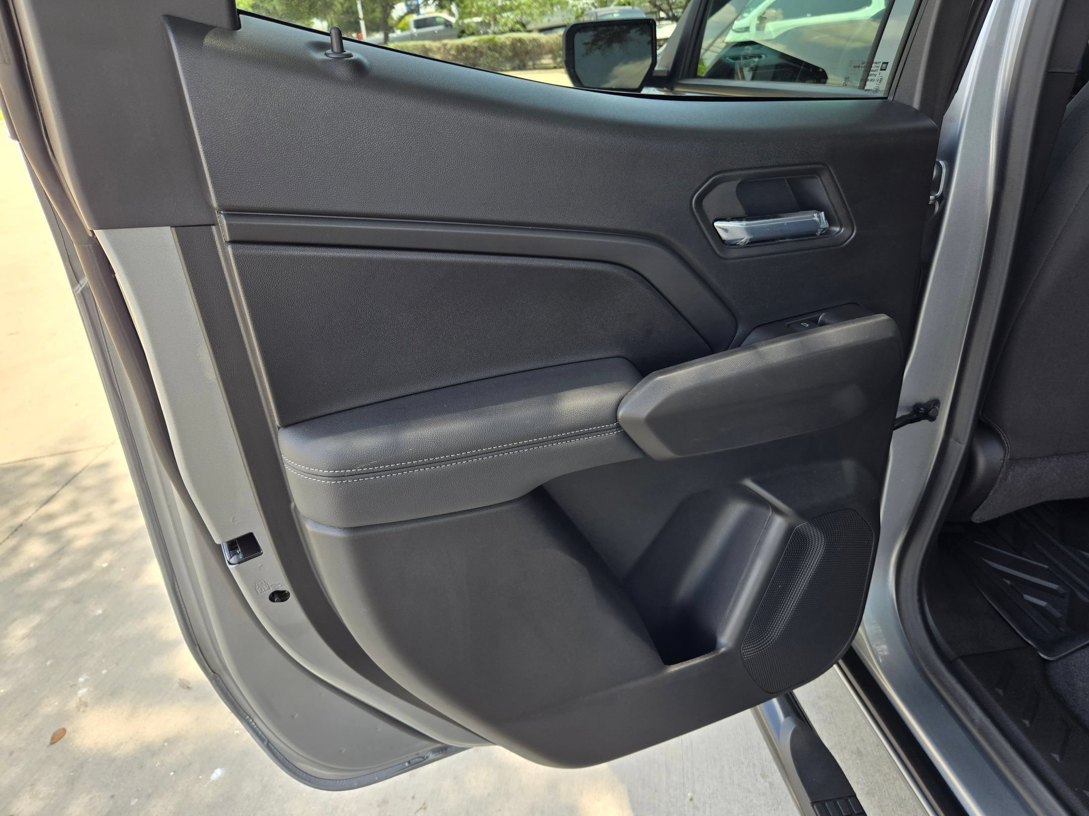 Certified 2026 Chevrolet Colorado LT w/ Advanced Trailering Package RWD image 21