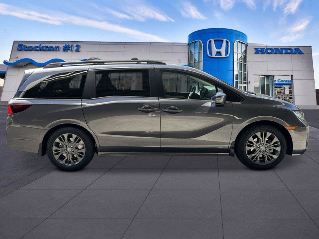 New 2027 Honda Odyssey Touring image 6
