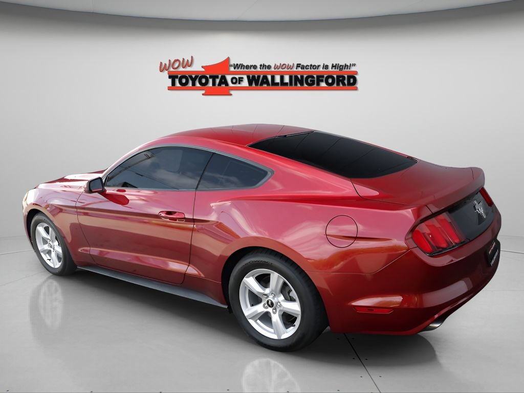 Used 2015 Ford Mustang Coupe RWD image 6