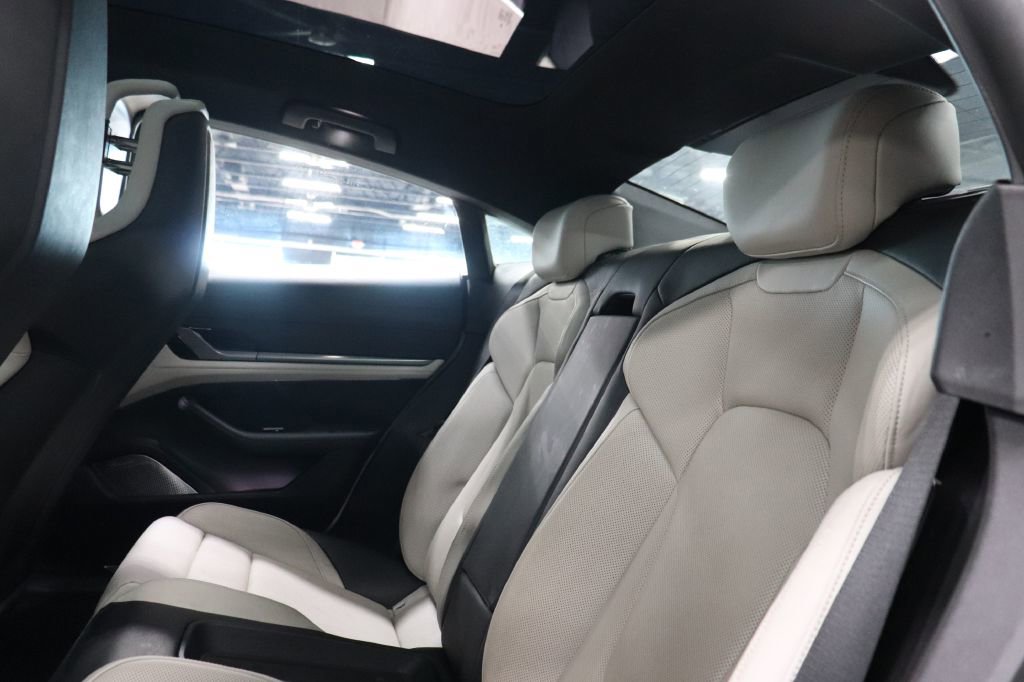 Used 2020 Porsche Taycan 4S image 24